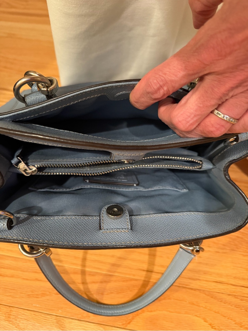 Coach Light Blue Minetta Leather Satchel. Silver Hardware. Long strap included. - Picture 2 of 6